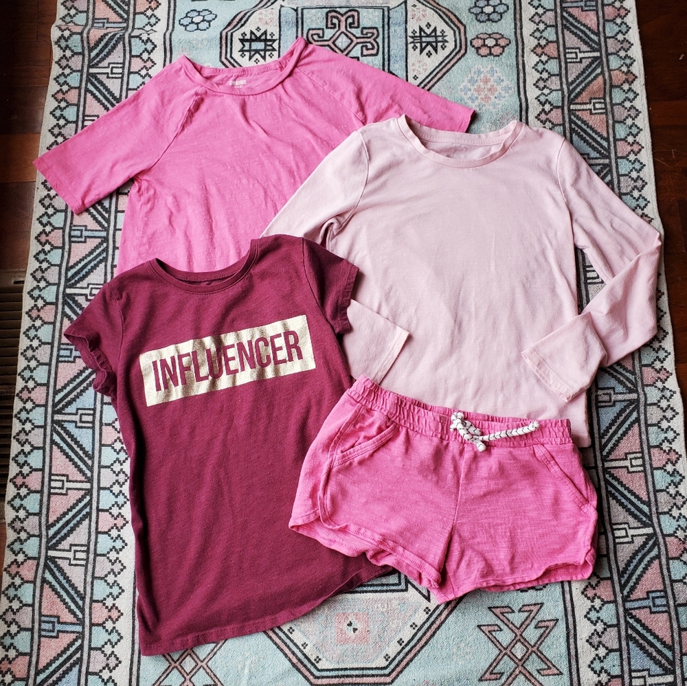 Lot of Pink T-shirt Tops and Shorts Sz M